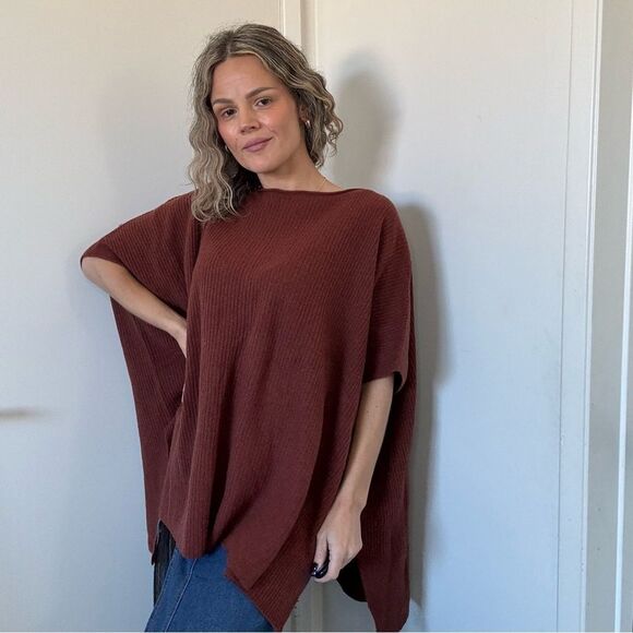 Vince Ribbed Cashmere Blend Poncho in Henna - Picture 11 of 15